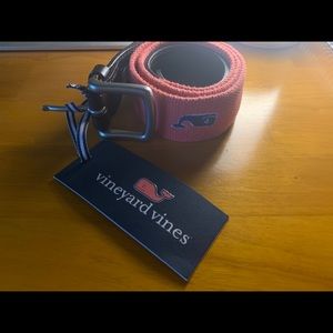 Vineyard Vine Whale Belt